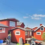 Kirsti - 300m From The Sea By Interhome *
