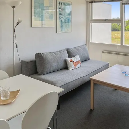 Kirsti - 300m From The Sea By Interhome