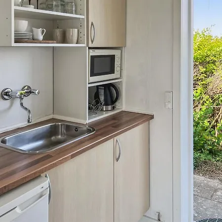 Kirsti - 300m From The Sea By Interhome Allinge-Sandvig