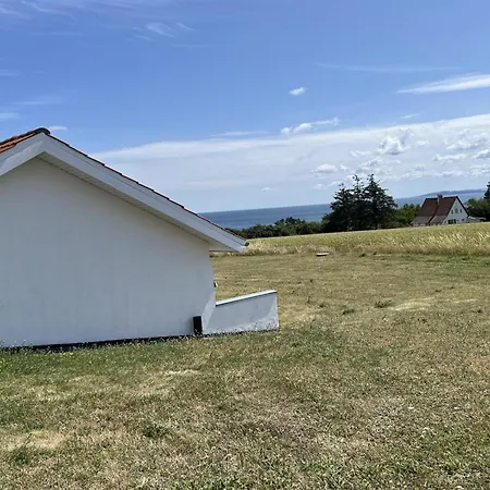 Kirsti - 300m From The Sea By Interhome *