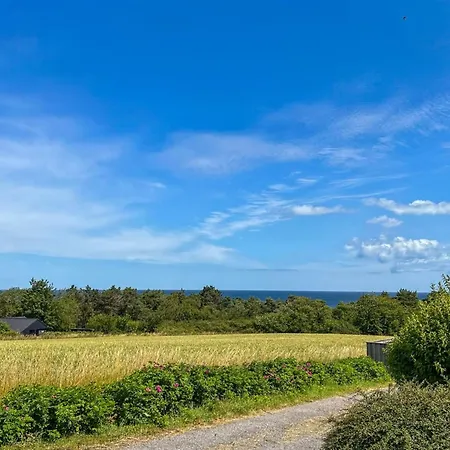 Kirsti - 300m From The Sea By Interhome *