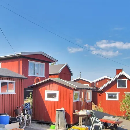 Kirsti - 300m From The Sea By Interhome *