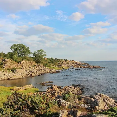 Kirsti - 300m From The Sea By Interhome